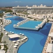 Titanic Golf Resort